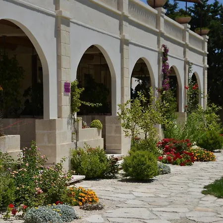 Le Scuderie - Castello Monaci Salice Salentino