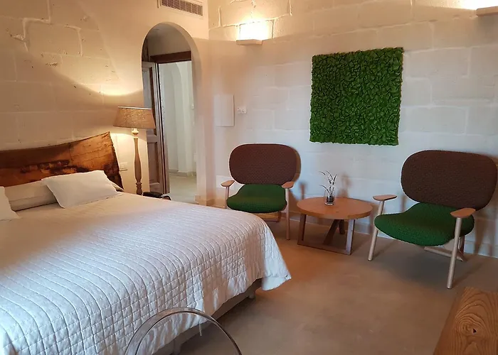 住宿加早餐酒店 Le Scuderie - Castello Monaci 萨利切萨伦蒂诺