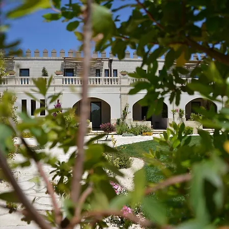 Bed & Breakfast Le Scuderie - Castello Monaci Salice Salentino